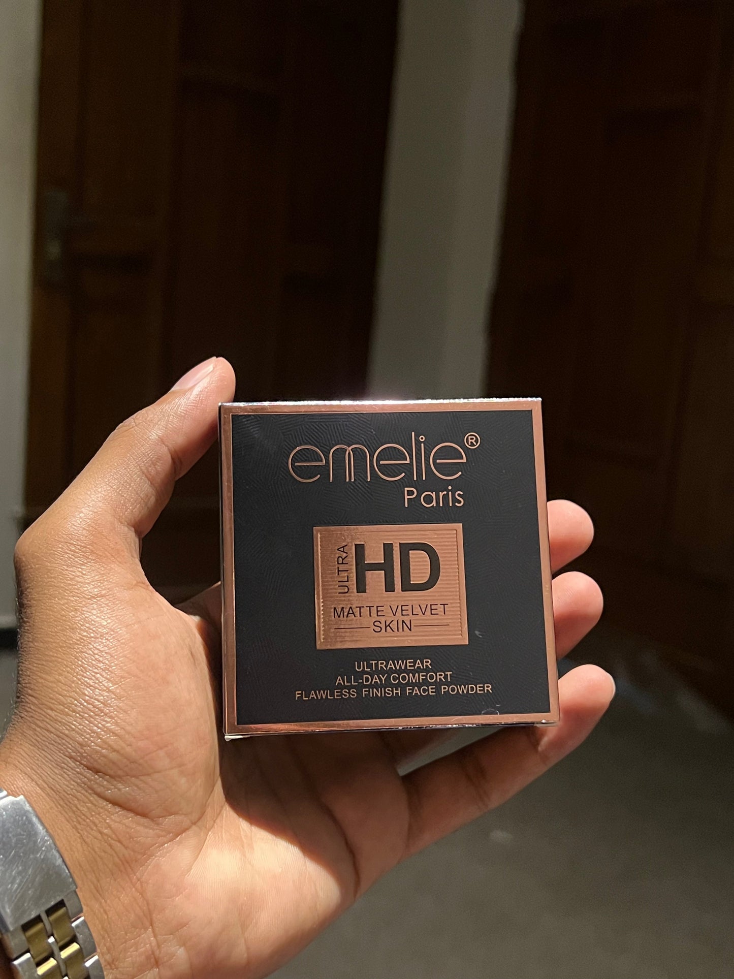 emelie ULTRA HD Matte Velvet Skin
